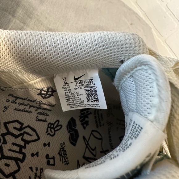 Nike Air Men's Sneakers - Vintage Cream - Picture 8 of 9